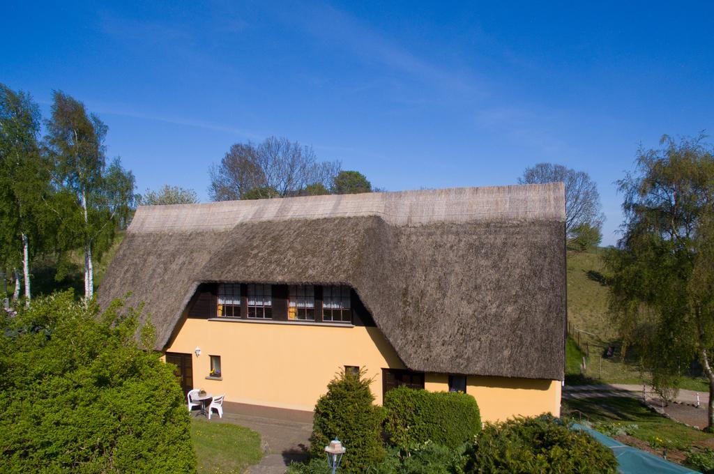 Ferien Unterm Reetdach In Goehren Goehren (Ruegen) Exterior foto